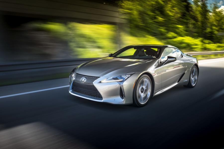  Lexus LC500h 2017 года  (NA) (фото 30 из 40)